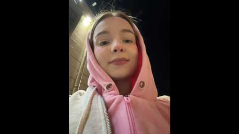 Media: baby_tiny Stripchat 2024-09-24 17:00:00