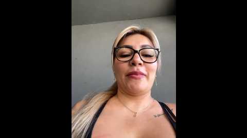 Media: dianita_1988 Stripchat 2024-09-24 15:12:00