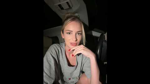 Media: evieevans Stripchat 2024-09-24 19:53:00