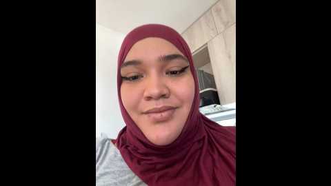 Media: sweetmuslim01 Stripchat 2024-09-24 20:24:00