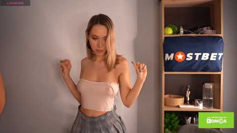 tella_dream @ stripchat on 20240924