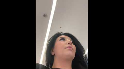 Media: tisha_busty Stripchat 2024-09-24 18:18:00