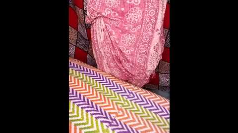 Media: 2boudi Stripchat 2024-09-25 21:30:00