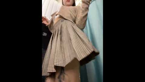 Media: holly_play Stripchat 2024-09-25 09:54:00