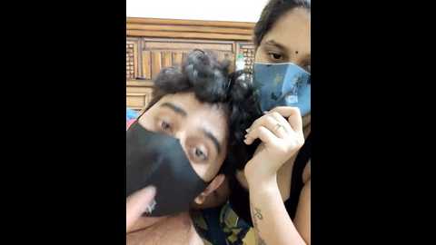 Media: ind_couple1 Stripchat 2024-09-25 21:02:00