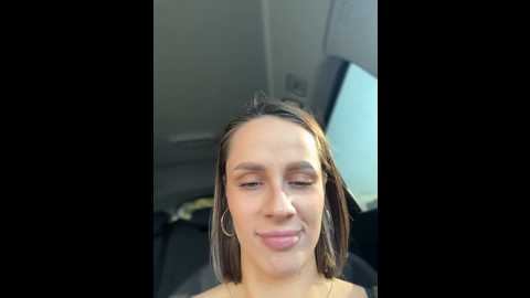Media: maya_bay Stripchat 2024-09-25 09:04:00