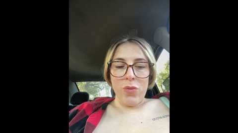 Media: mommmyyummy Stripchat 2024-09-25 14:03:00