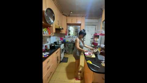 Media: sweetieme Stripchat 2024-09-25 02:45:00