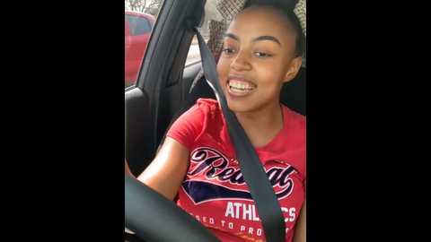 Media: tamia_98 Stripchat 2024-09-25 12:10:00