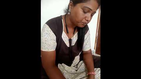 Media: tamil_ruthira Stripchat 2024-09-25 04:28:00