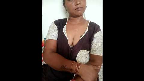 Media: tamil_ruthira Stripchat 2024-09-25 06:53:00