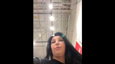 Media: tisha_busty Stripchat 2024-09-25 18:15:00