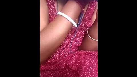 Media: 2boudi Stripchat 2024-09-26 22:42:00