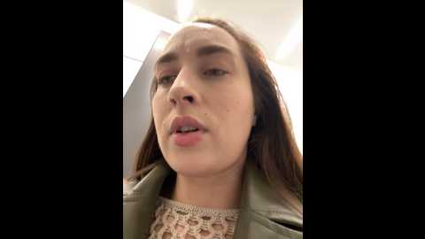Media: holly_play Stripchat 2024-09-26 17:41:00