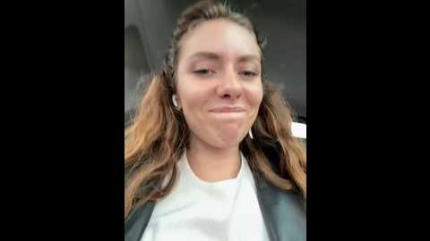 Media: mariid Stripchat 2024-09-26 09:31:00