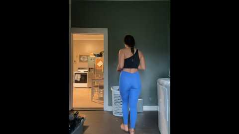 Media: misslola2 Stripchat 2024-09-26 19:47:00