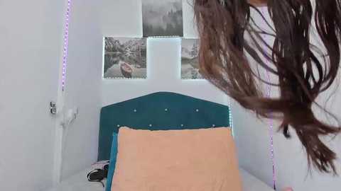 Media: redasshottie Stripchat 2024-09-26 06:25:00