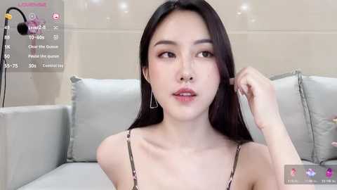 Media: ruoling_19 Stripchat 2024-09-26 07:59:00
