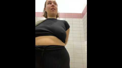 Media: suziemurray Stripchat 2024-09-26 08:15:00