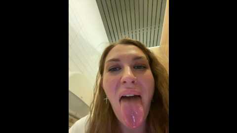 Media: sweet___emily Stripchat 2024-09-26 18:19:00