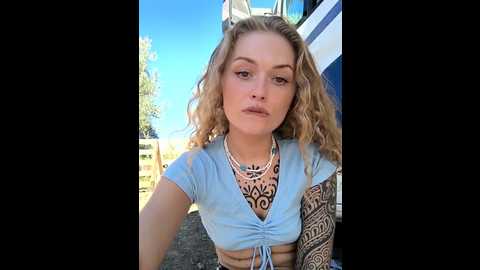 Media: goldloeckchen159 Stripchat 2024-09-27 14:16:00