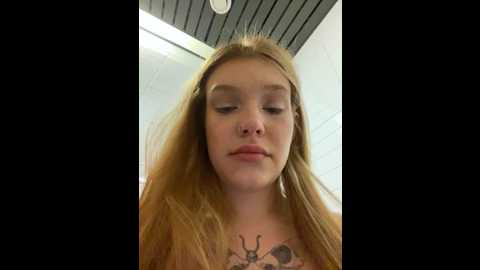 Media: honey___hot Stripchat 2024-09-27 13:34:00