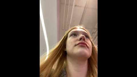 Media: honey___hot Stripchat 2024-09-27 14:29:00