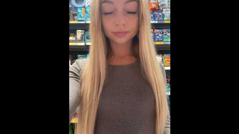 Media: melissa_grr Stripchat 2024-09-27 10:06:00