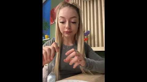 Media: melissa_grr Stripchat 2024-09-27 14:26:00