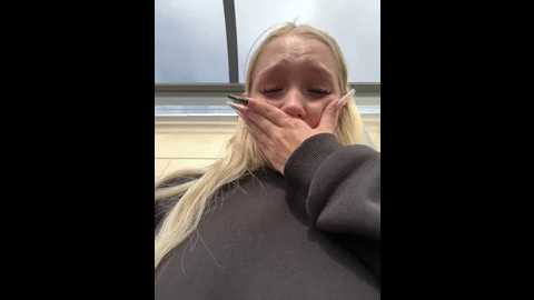 Media: milkyy_wway Stripchat 2024-09-27 09:45:00