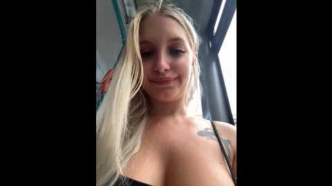 Media: milkyy_wway Stripchat 2024-09-27 11:42:00