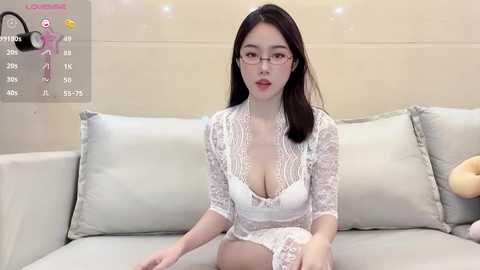 Media: ruoling_19 Stripchat 2024-09-27 09:28:00