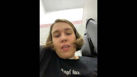 Media: suziemurray Stripchat 2024-09-27 12:27:00