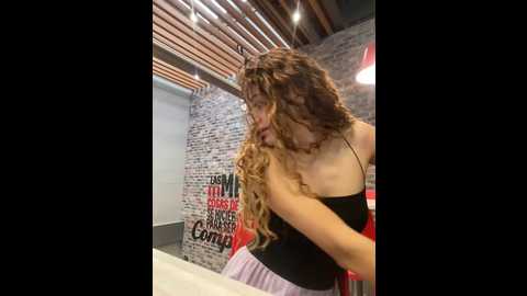 Media: alana15 Stripchat 2024-09-28 21:04:00