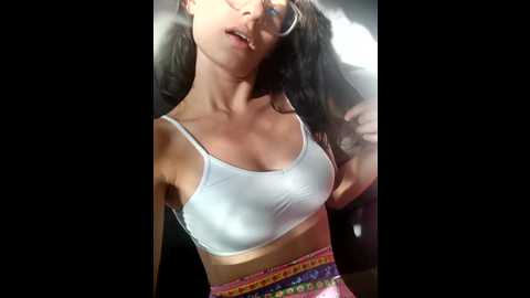 Media: ary_18 Stripchat 2024-09-28 12:34:00