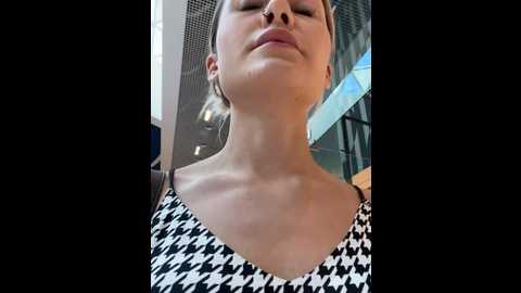 Media: baby_brownie Stripchat 2024-09-28 09:44:00