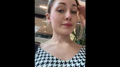 Media: baby_brownie Stripchat 2024-09-28 12:31:00
