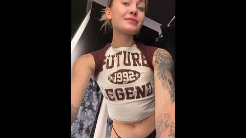 Media: baby_brownie Stripchat 2024-09-28 14:00:00