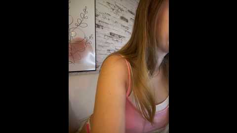 Media: bella_suns Stripchat 2024-09-28 21:20:00
