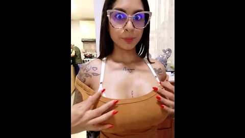 Media: charlotte_stevenss_ Stripchat 2024-09-28 17:59:00