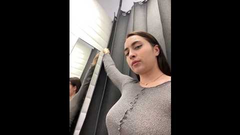 Media: holly_play Stripchat 2024-09-28 12:36:00