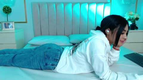 Media: jasmine_lander Stripchat 2024-09-28 20:34:00