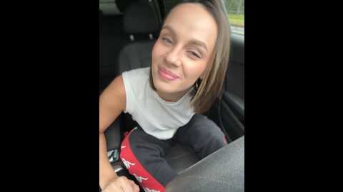 Media: maya_bay Stripchat 2024-09-28 08:44:00