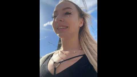 Media: melissa_grr Stripchat 2024-09-28 09:34:00
