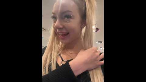 Media: melissa_grr Stripchat 2024-09-28 12:06:00
