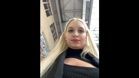 Media: milkyy_wway Stripchat 2024-09-28 07:21:00
