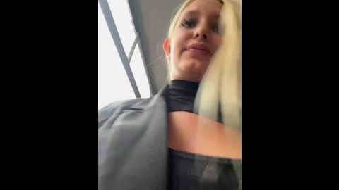Media: milkyy_wway Stripchat 2024-09-28 08:59:00