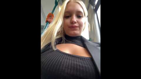 Media: milkyy_wway Stripchat 2024-09-28 10:07:00