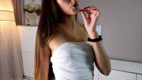 Media: petrabawden Stripchat 2024-09-28 01:05:00
