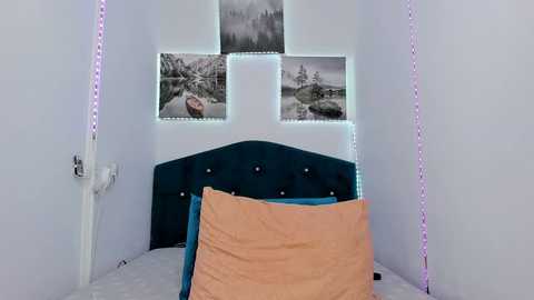 Media: redasshottie Stripchat 2024-09-28 04:50:00